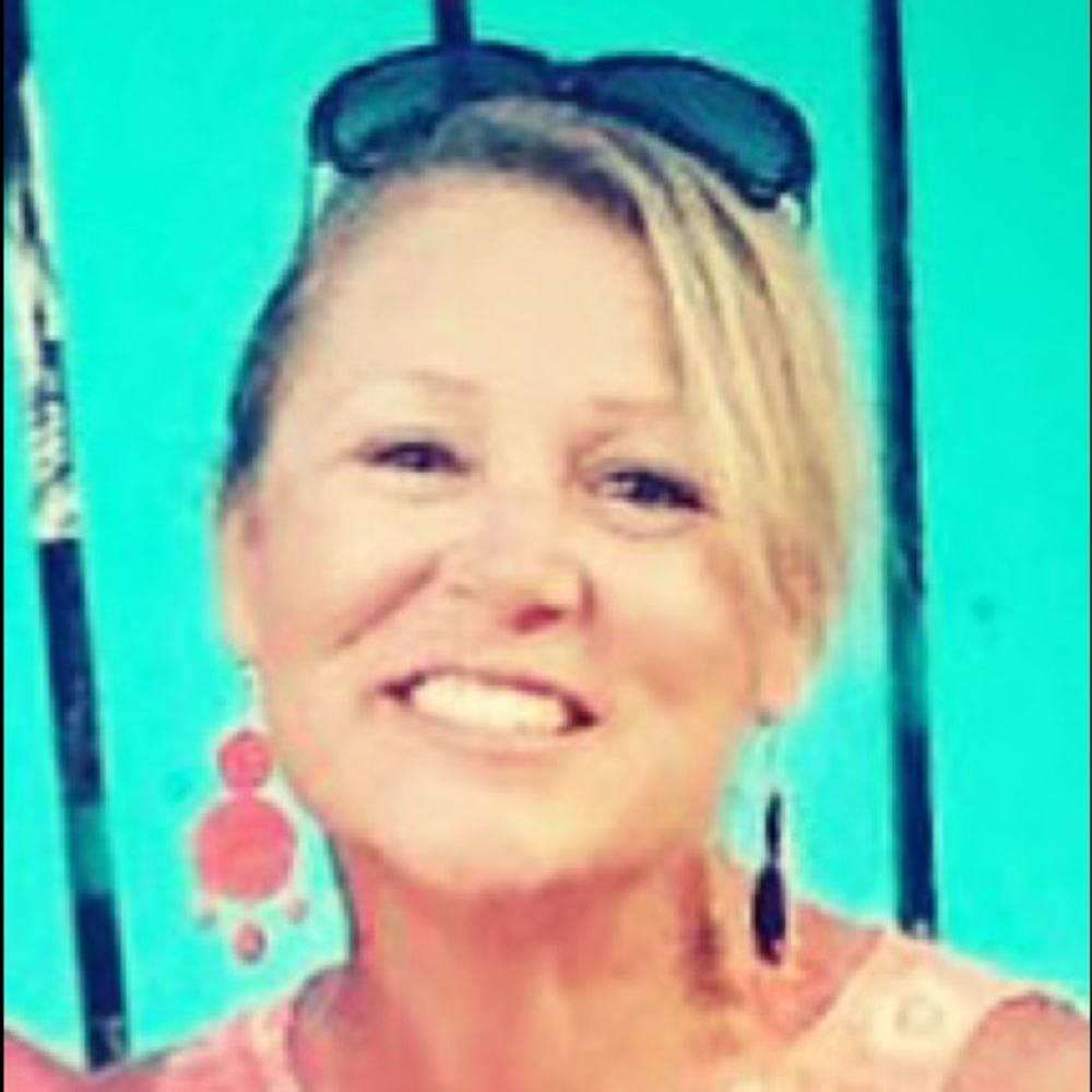 Meet your Posher, Tiffany